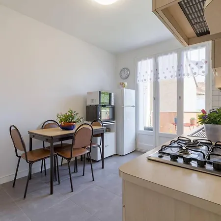 Apartment De 3 Avec Wifi A Dijon